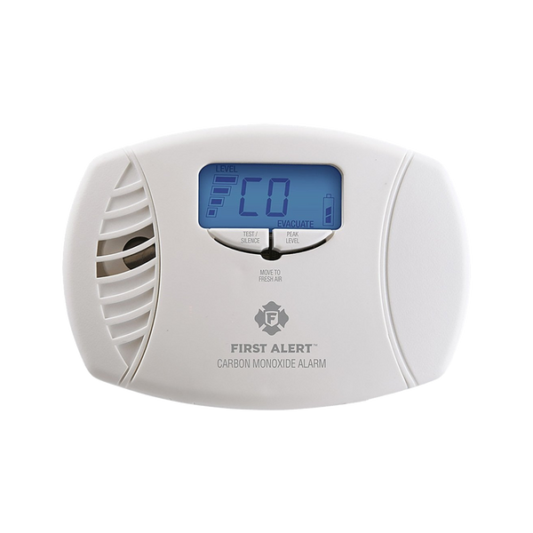 First Alert CO615 Plug-In Carbon Monoxide Alarm with Battery Backup & Digital Display
