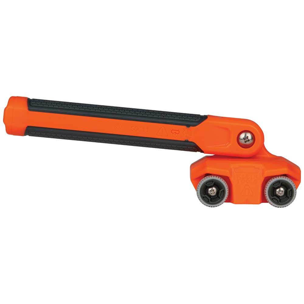 Klein 50611 Magnetic Wire Puller for Walls and Enclosures