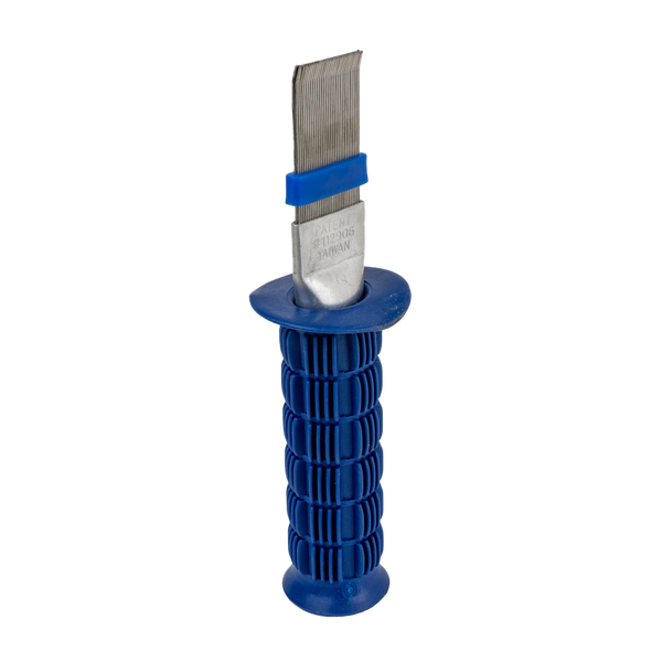 MA-Line MA-MFC2 Metal Fin Comb with Rubber Handle